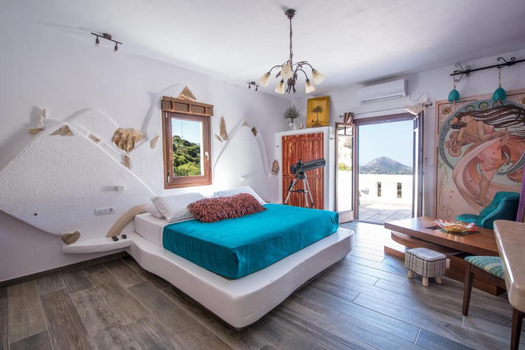 ELaiolithos Luxury Retreat in Naxos (Khalkíon) 