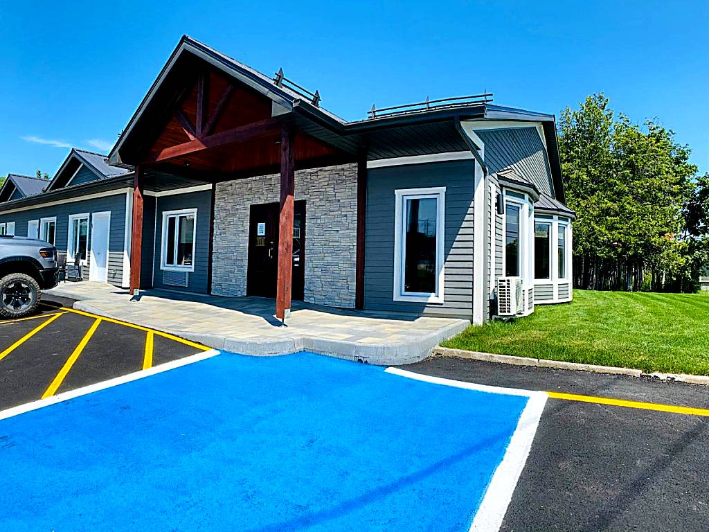 Motel L'Abri (Carleton sur Mer) 